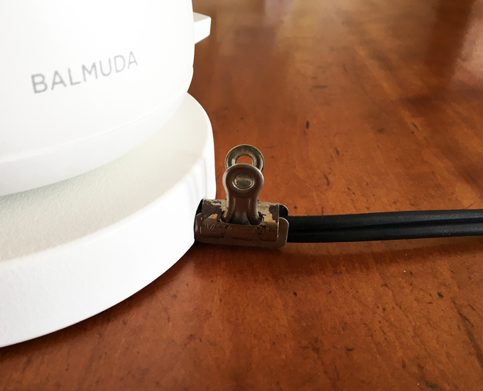 BALMUDA バルミューダ The Pot コード引き出し口